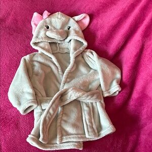 Adorable Elephant Hooded Kids Robe - Cozy Gray with Pink Ears